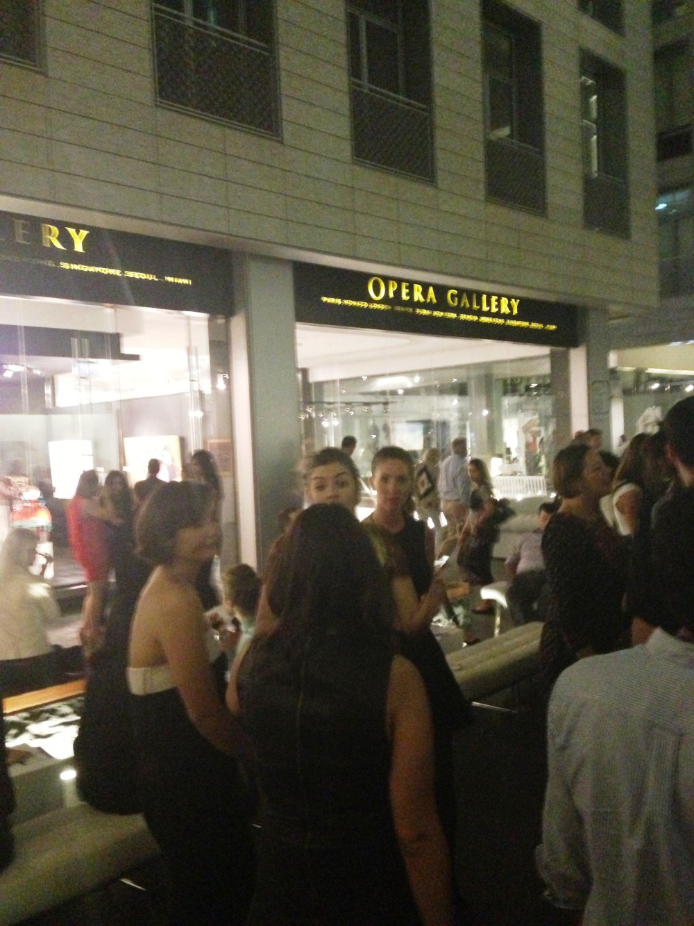 Vibrant Crowd Art Night at DIFC