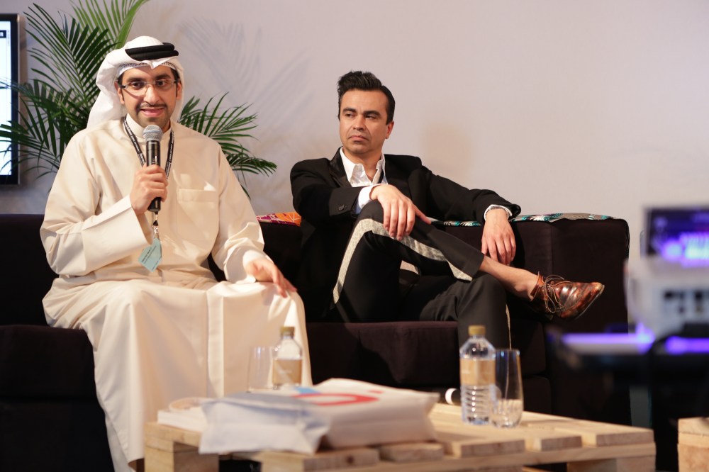 Sultan Sooud Al Qassemi, Oscar Guar speaking at Global Forum. Art Dubai 2013.