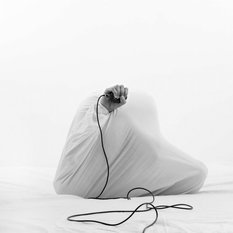 Mouna Karray "Noir#7" 2013 Inkjet on Baryta paper, 128x128 cm.