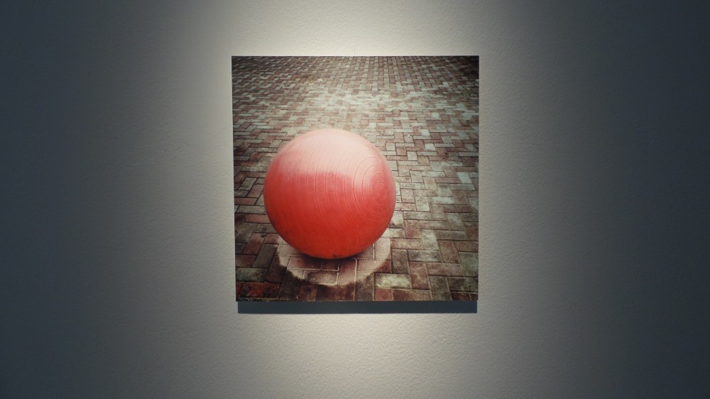 Alia Lootah "Do Not Go Gentle Into That Good Night" iPhone video  photography, 2014. Courtesy: Al Mahha Art